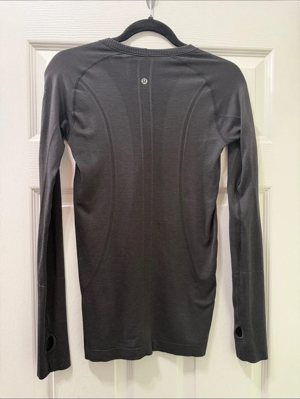 lululemon athletica Black Long Sleeve Seamless Crew